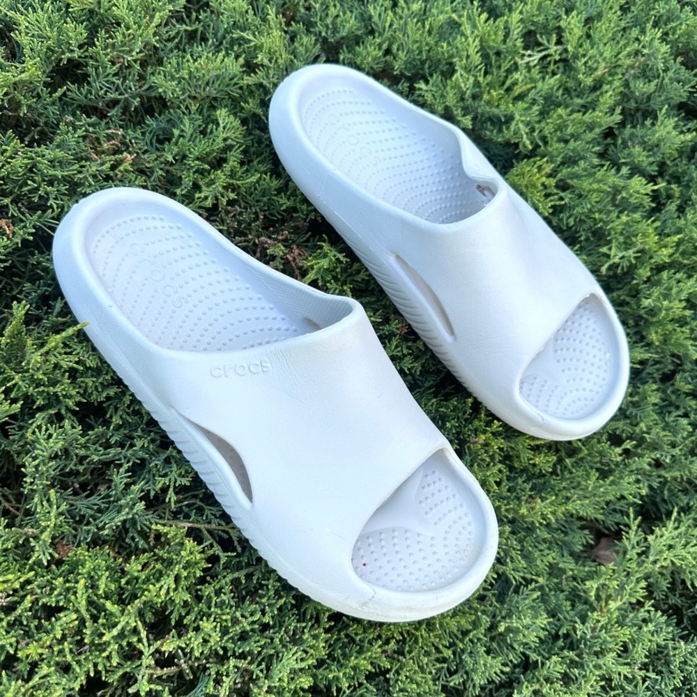 Crocs Mellow Recovery Slides Unisex Size M8 W10 Comfort Sandals Color Bone - Picture 2 of 11